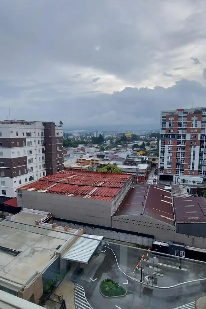 Lindo Apartamento En Parque Mateo 과테말라 아파트